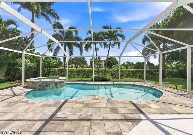 Photo 2 of Single family home for sale at 350 Pinehurst Cir, Naples, FL 34113 | MLS# 226029322 | Listing updated on 2026-08-30