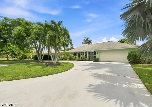 Photo 30 of Single family home for sale at 350 Pinehurst Cir, Naples, FL 34113 | MLS# 226029322 | Listing updated on 2026-10-04