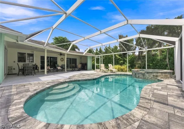 Photo 3 of Single family home for sale at 350 Pinehurst Cir, Naples, FL 34113 | MLS# 226029322 | Listing updated on 2026-08-30