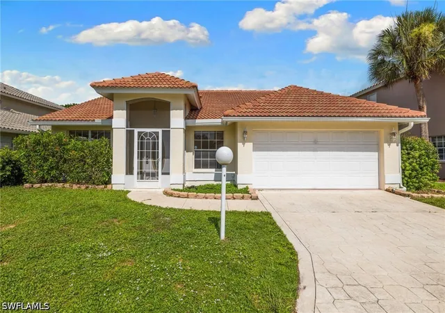 Photo 1 of Sale Pending at 12641 Eagle Pointe Cir, Fort Myers, FL 33913 | MLS# 226027733 | Listing updated on 2026-08-22