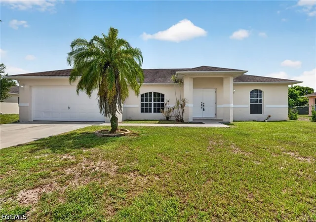 Photo 1 of Single family home for sale at 228 Ambury St, Fort Myers, FL 33913 | MLS# 2026034780 | Listing updated on 2026-08-19