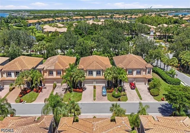 Photo 4 of Townhouse for sale at 20238 Larino Loop, Estero, FL 33928 | MLS# 2026034858 | Listing updated on 2026-10-06