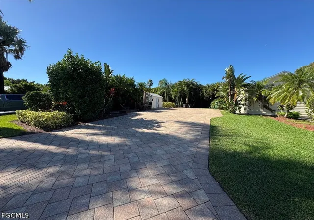 Photo 3 of Land for sale at Lot W 36 3009 Riverbend Resort Blvd, La Belle, FL 33935 | MLS# 2026034872 | Listing updated on 2026-08-18