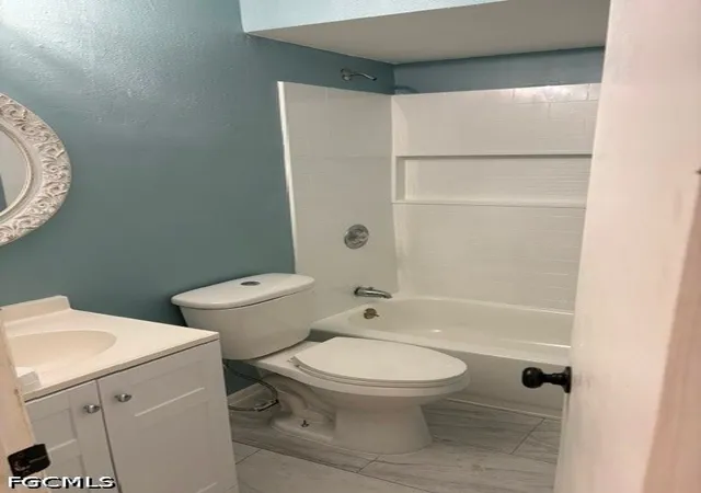 Photo 3 of Multi family home for sale at 2905 Santa Barbara Blvd, Cape Coral, FL 33914 | MLS# 2026034875 | Listing updated on 2026-08-17