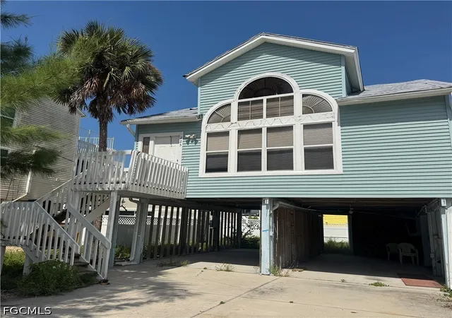 Photo 1 of Sale Pending at 225 Fairweather Ln, Fort Myers Beach, FL 33931 | MLS# 2026034894 | Listing updated on 2026-08-19