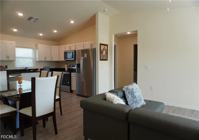 Photo 3 of Single family home for sale at 108 Dublin Cir, Labelle, FL 33935 | MLS# 2026034904 | Listing updated on 2026-08-28