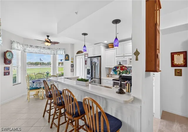 Listing Photo 4 - Condo for sale in building located at 2760 Cypress Trace Cir, Naples, FL 34119 - Unit #2514