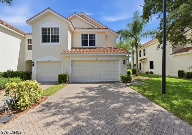 Photo 1 of Sale Pending at 1148 Oxford Ln, Naples, FL 34105 | MLS# 226029474 | Listing updated on 2026-08-21