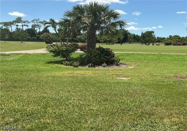 Listing Photo 2 - Condo for sale in building located at 5730 Trailwinds Dr, Fort Myers, FL 33907 - Unit #411