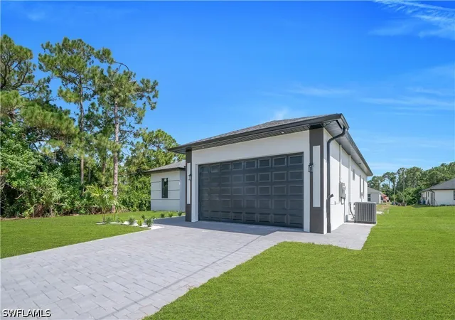 4th image of 3909 25th Street SW, Lehigh Acres, FL 33976 | MLS# 226029519
