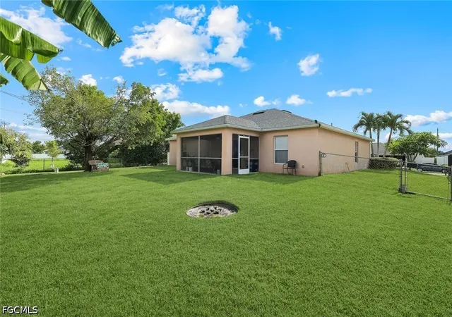 25th image of 1006 Ne 6th Pl, Cape Coral, FL 33909 | MLS# 2026035059