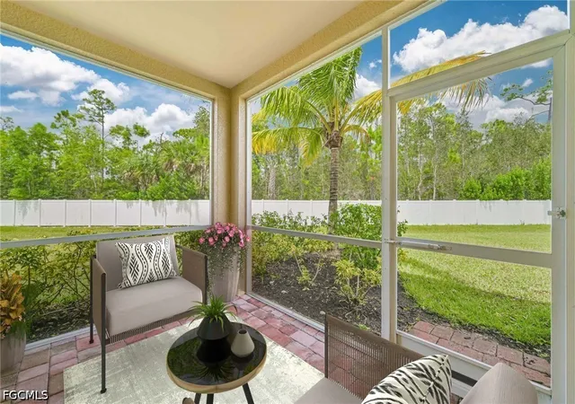Photo 4 of Townhouse for sale at 3733 Crofton Ct, Fort Myers, FL 33916 | MLS# 2026035065 | Listing updated on 2026-10-01