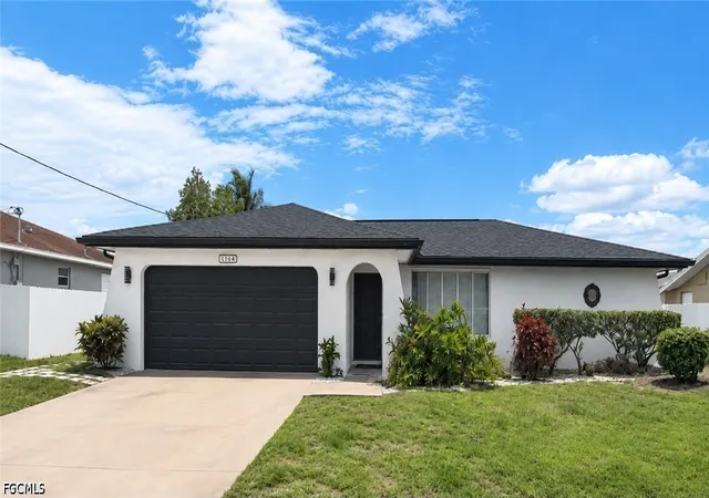 Photo 1 of Single family home for sale at 1704 Viscaya Pkwy, Cape Coral, FL 33990 | MLS# 2026035096 | Listing updated on 2026-08-18
