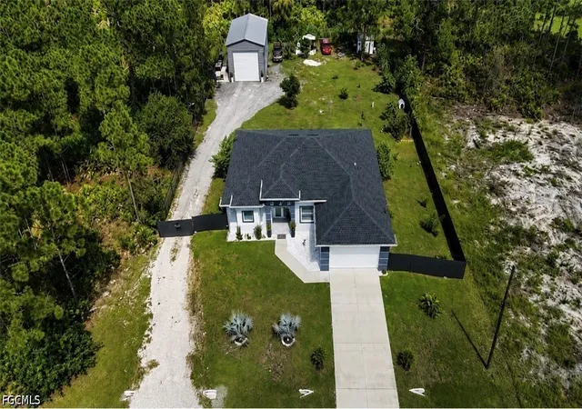 Photo 1 of Single family home for sale at 918 Dixie Ave, Lehigh Acres, FL 33972 | MLS# 2026035103 | Listing updated on 2026-08-18