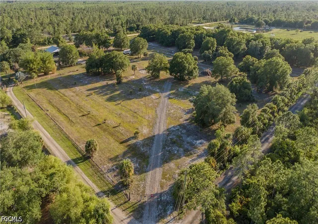 5th image of 3880 Packinghouse Rd, Alva, FL 33920 | MLS# 2026035157