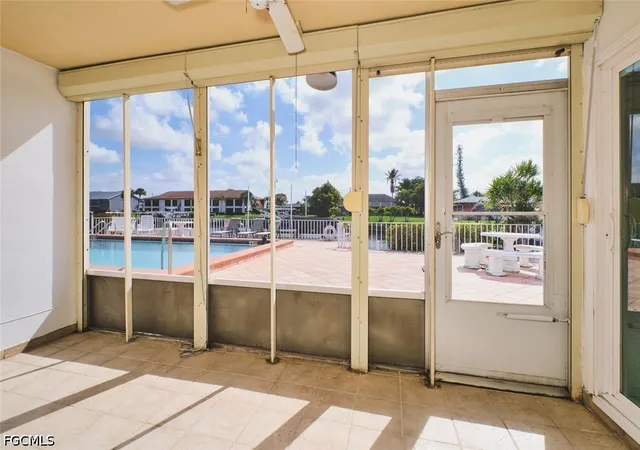 Listing Photo 4 - Condo for sale in building located at 4707 Se 5Th Ave, Cape Coral, FL 33904 - Unit #102