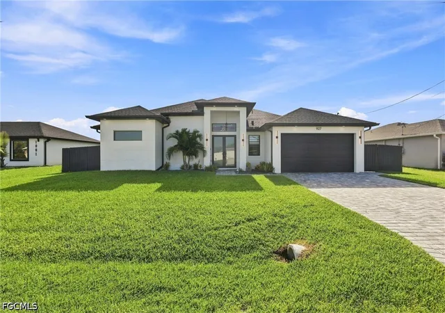 2nd image of 927 Ne 13th Pl, Cape Coral, FL 33909 | MLS# 2026035237