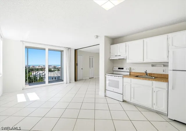 Photo 3 of Sale Pending at 5500 Bonita Beach Rd #908, Bonita Springs, FL 34134 | MLS# 226029207 | Listing updated on 2026-08-25