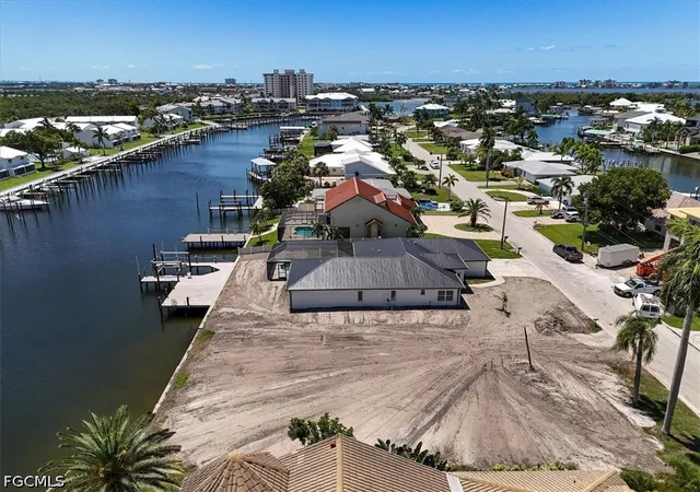 23rd image of 18291 Cutlass Dr, Fort Myers Beach, FL 33931 | MLS# 2026035277
