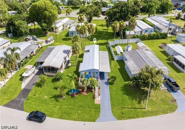 Photo 3 of Manufactured home for sale at 20 Derhenson Dr, Naples, FL 34114 | MLS# 226029961 | Listing updated on 2026-08-19
