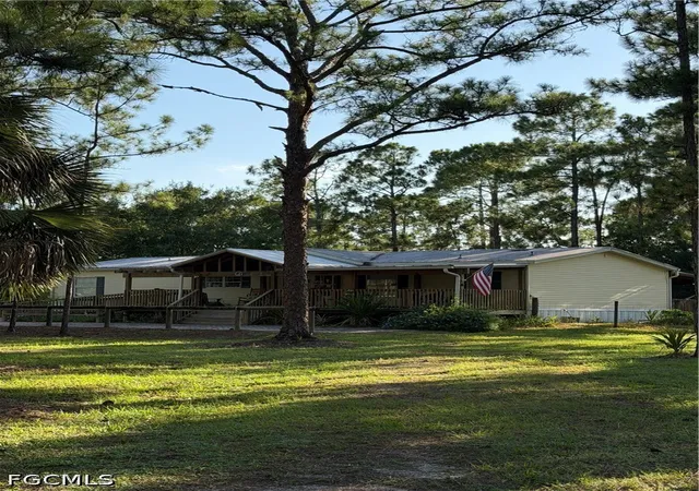 Photo 1 of Manufactured home for sale at 4700 Pioneer 23rd St, Clewiston, FL 33440 | MLS# 2026035351 | Listing updated on 2026-08-22