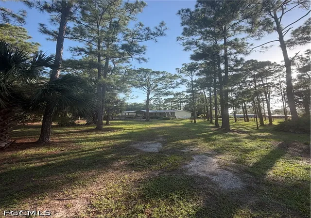 Photo 3 of Manufactured home for sale at 4700 Pioneer 23Rd St, Clewiston, FL 33440 | MLS# 2026035351 | Listing updated on 2026-08-22