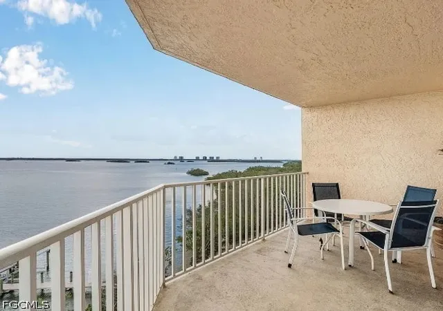 Listing Photo 2 - Condo for sale in building located at 8771 Estero Blvd, Fort Myers Beach, FL 33931 - Unit #503