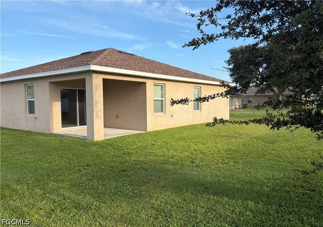 Photo 2 of Sale Pending at 3011 Sw 5th Pl, Cape Coral, FL 33914 | MLS# 2026035366 | Listing updated on 2026-08-30