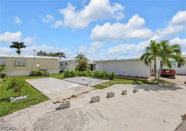 Photo 2 of Manufactured home for sale at 17142/17145 Casselberry Ln, Fort Myers, FL 33967 | MLS# 2026035423 | Listing updated on 2026-08-24