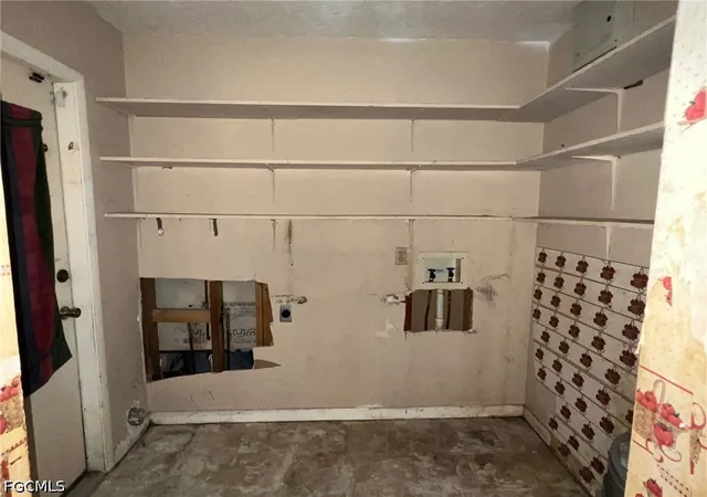 Photo 4 of Single family home for sale at 311 W El Paso Ave, Clewiston, FL 33440 | MLS# 2026035427 | Listing updated on 2026-08-25