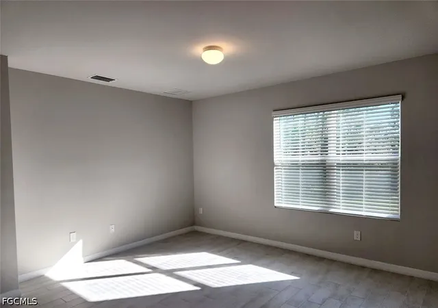 Photo 4 of Single family home for sale at 20580 Charles St, Alva, FL 33920 | MLS# 2026035516 | Listing updated on 2026-10-01