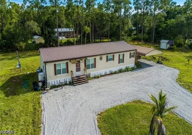 Photo 2 of Sale Pending at 4075 Fort Center Ave, Labelle, FL 33935 | MLS# 2026035599 | Listing updated on 2026-10-07