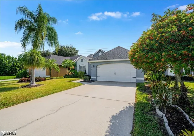 Photo 3 of Single family home for sale at 15064 Cloverdale Dr, Fort Myers, FL 33919 | MLS# 2026035622 | Listing updated on 2026-08-30