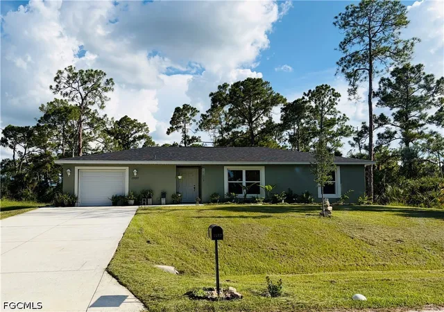 Photo 1 of Single family home for sale at 1597 Rugby Ln, Labelle, FL 33935 | MLS# 2026035664 | Listing updated on 2026-08-26