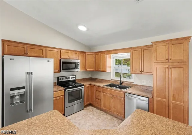 Photo 3 of Single family home for sale at 918 Gleason Pkwy, Cape Coral, FL 33914 | MLS# 2026035676 | Listing updated on 2026-08-22