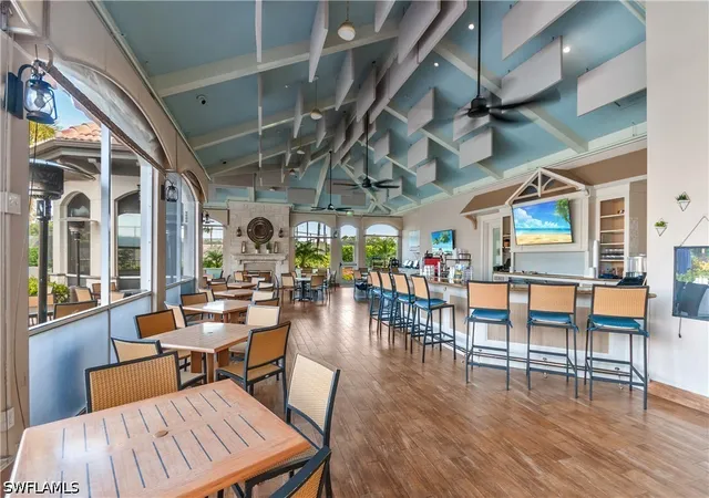 Listing Photo 2 - Condo for sale in building located at 28072 Cavendish Ct, Bonita Springs, FL 34135 - Unit #2211