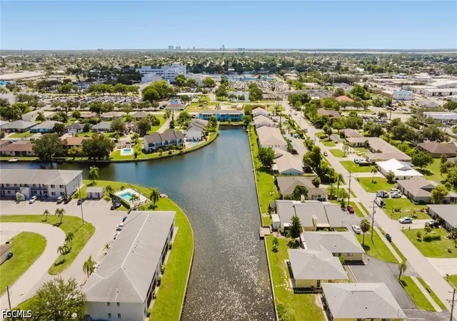 2nd image of 1245 Se 8th St #103, Cape Coral, FL 33990 | MLS# 2026035709