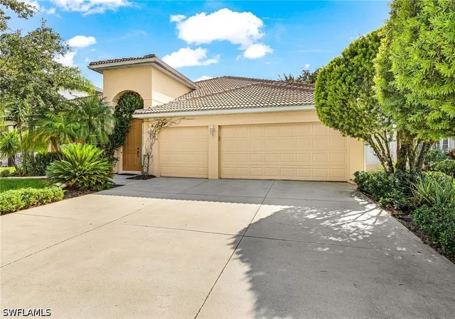 Photo 3 of Single family home for sale at 3007 Lake Butler Ct, Cape Coral, FL 33909 | MLS# 226029865 | Listing updated on 2026-08-24