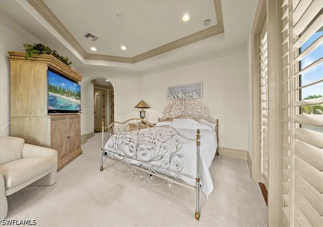 Photo 3 of Sale Pending at 3111 Leeward Ln, Naples, FL 34103 | MLS# 226029039 | Listing updated on 2026-09-28