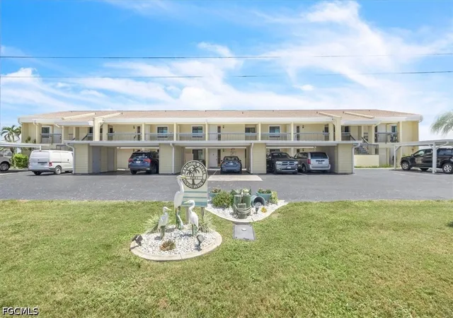 5th image of 3631 Se 10Th Ave #201, Cape Coral, FL 33904 | MLS# 2026035816