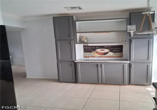 Listing Photo 5 - Condo for sale in building located at 619 Se 12Th Ave, Cape Coral, FL 33990 - Unit #116