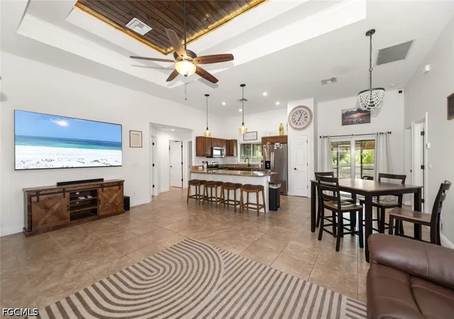 Photo 3 of Single family home for sale at 2401 Leavitt Rd, Alva, FL 33920 | MLS# 2026035915 | Listing updated on 2026-08-28