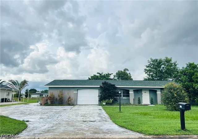Photo 1 of Single family home for sale at 1543 Medford Pl, Lehigh Acres, FL 33936 | MLS# 2026036010 | Listing updated on 2026-08-25
