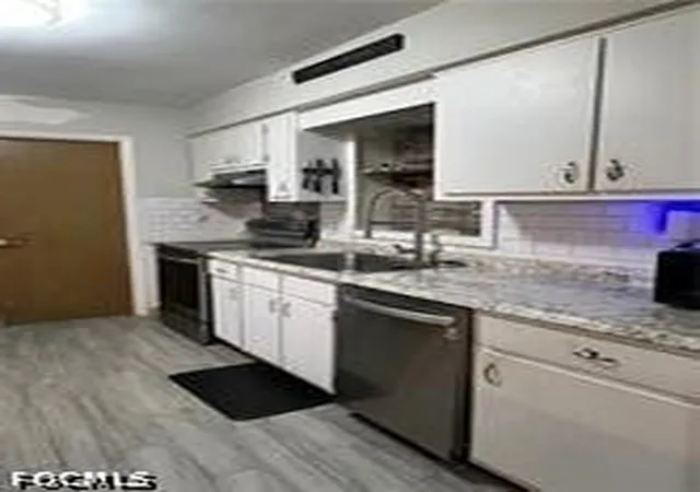 Photo 3 of Single family home for sale at 1543 Medford Pl, Lehigh Acres, FL 33936 | MLS# 2026036010 | Listing updated on 2026-08-25