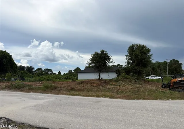 Photo 1 of Land for sale at 3104 Wanda Ave S, Lehigh Acres, FL 33976 | MLS# 2026036016 | Listing updated on 2026-08-25