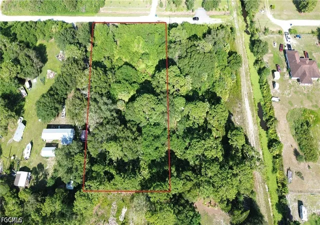 Photo 3 of Land for sale at 620 N Live Oak St, Clewiston, FL 33440 | MLS# 2026036054 | Listing updated on 2026-08-25