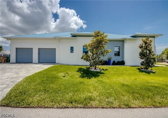 Photo 3 of Single family home for sale at 3517 Sw 6th Ter, Cape Coral, FL 33991 | MLS# 2026036074 | Listing updated on 2026-08-26