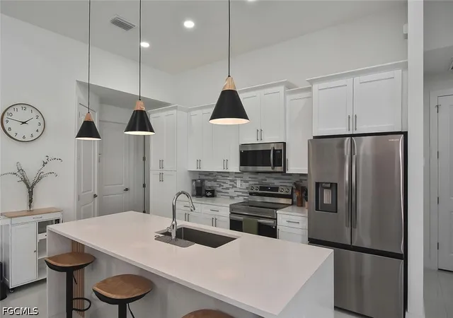 Photo 2 of Single family home for sale at 207 Se 2nd Ave, Cape Coral, FL 33990 | MLS# 2026036134 | Listing updated on 2026-08-27