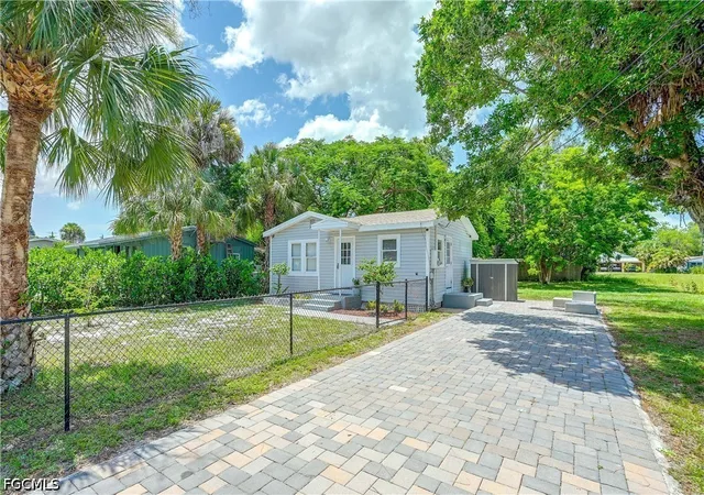 Photo 1 of Single family home for sale at 26900 N Riverside Dr, Bonita Springs, FL 34135 | MLS# 2026036143 | Listing updated on 2026-08-26