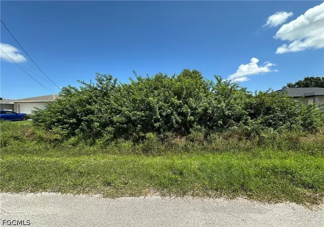 Photo 1 of Land for sale at 4204 Sw 18th St, Lehigh Acres, FL 33976 | MLS# 2026036154 | Listing updated on 2026-08-30